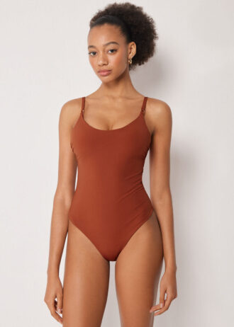 Classic One Piece Swimsuit Premium Fit