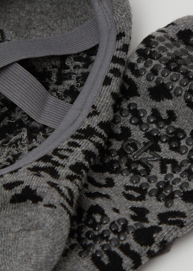 Crisscross Pilates Non-Slip Socks