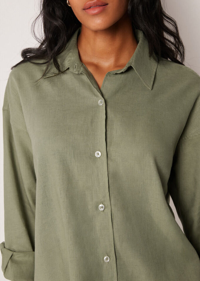 Cropped Linen and Viscose Shirt