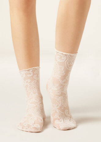 Floral Lace Socks