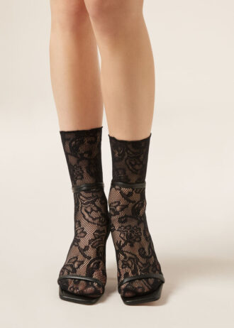 Floral Lace Socks