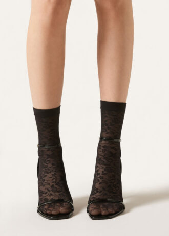 Floral Motif Socks Floral Motif Socks