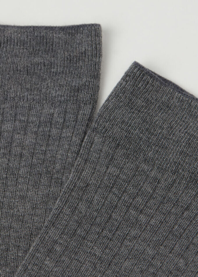 Long Ribbed Cashmere Socks