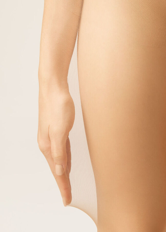 Nude Feeling 20 Denier Sheer Tights Nude Feeling 20 Denier Sheer Tights