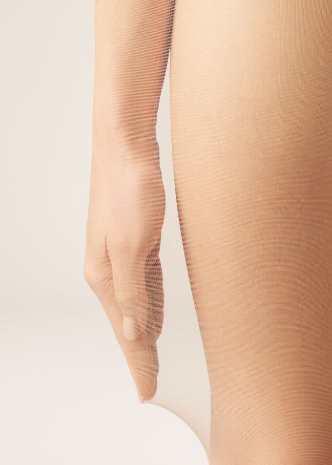 Nude Feeling 20 Denier Sheer Tights Nude Feeling 20 Denier Sheer Tights