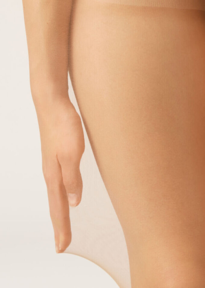 Nude Feeling 20 Denier Sheer Tights Nude Feeling 20 Denier Sheer Tights