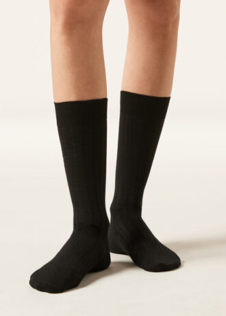 Ribbed Mid-Calf Socks