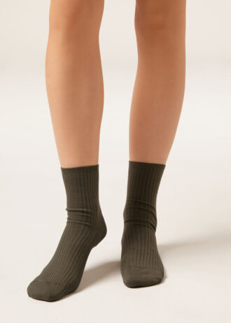 Ribbed Short Socks