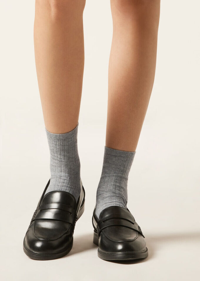 Ribbed Short Socks