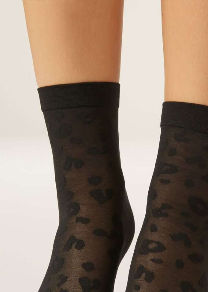 Sheer Animal Pattern Short Socks