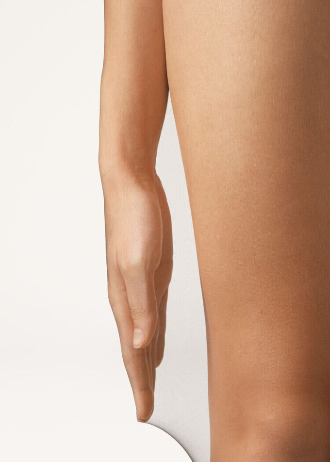 Sheer Matte Resistant 8 Denier Tights Sheer Matte Resistant 8 Denier Tights